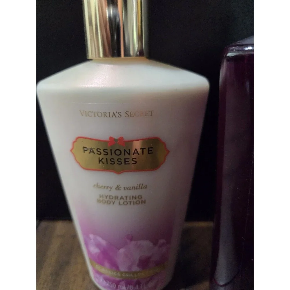 Victoria’s Secret Passionate Kisses Cherry & Vanilla Fragrance Mist & Lotion Set
